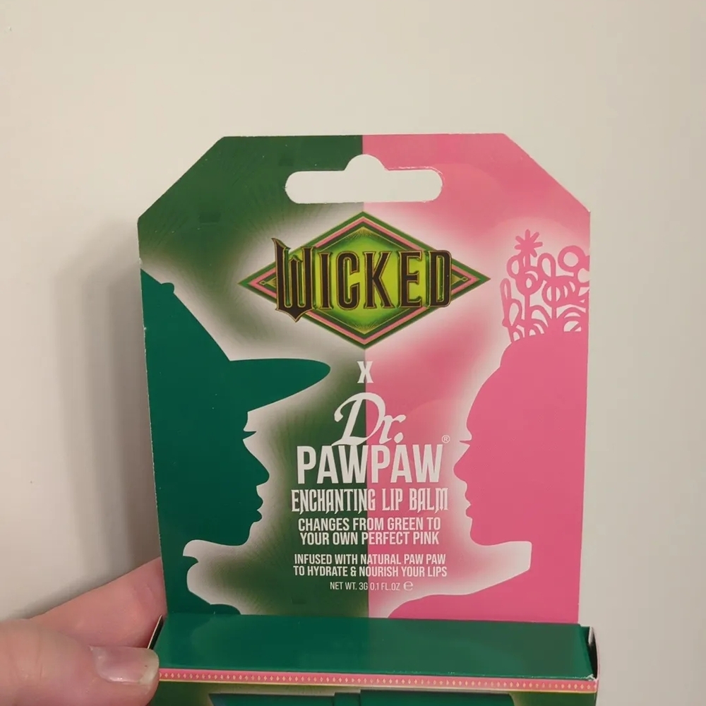 Wicked Enchanting Lip Balm - Green to Pink
